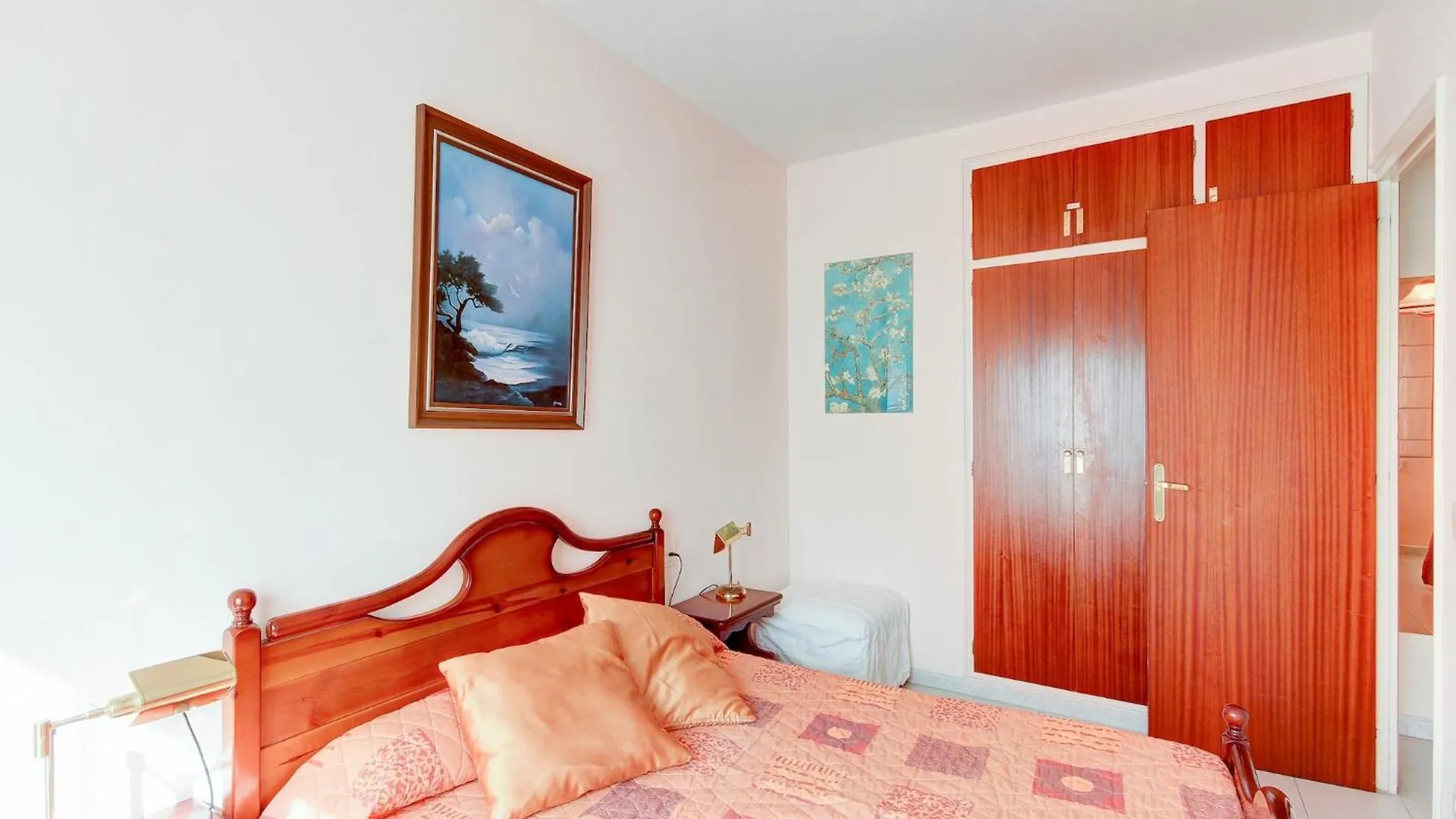 Pretty Apartment With Balcony Росас 0*,