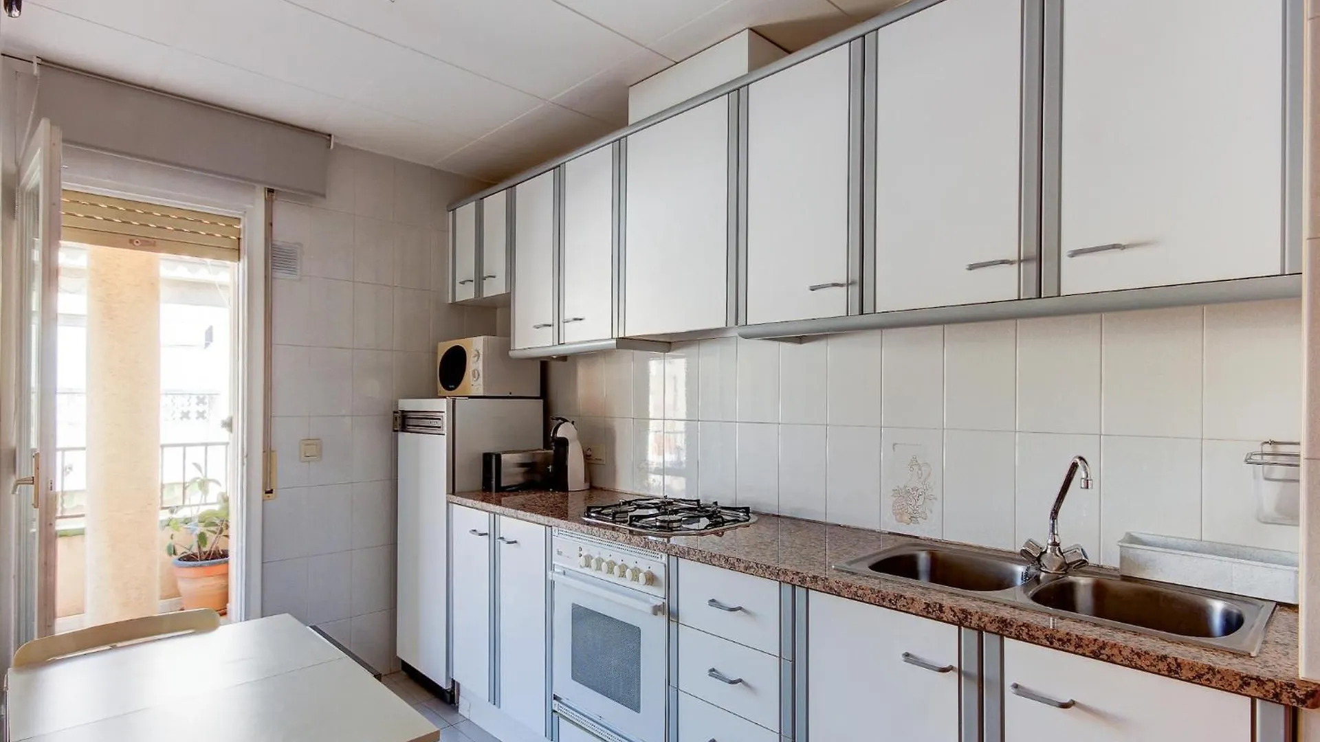 Pretty Apartment With Balcony Росас 0*,